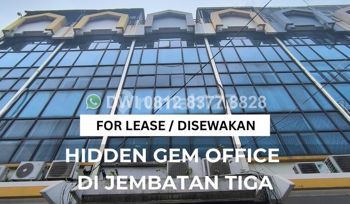 Pluit 4-story shophouse suitable for warehouse, admin office