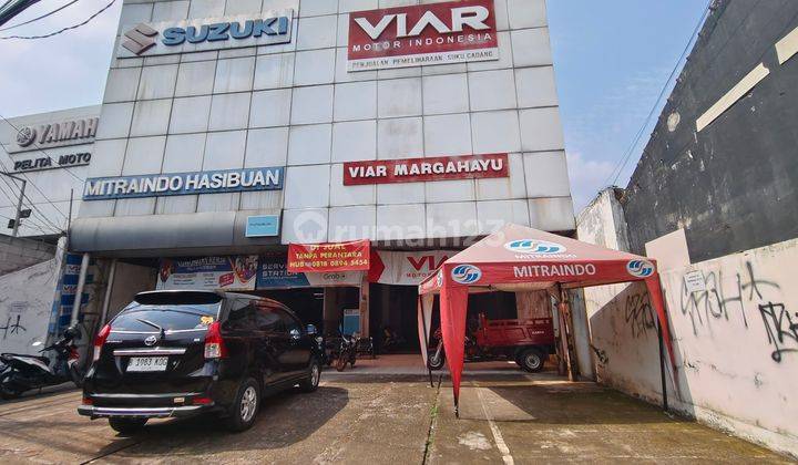 Ruko Gandeng Showroom & Bengkel Motor di Jalan Utama  1