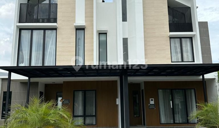 Rumah Brand New The Essence Jakarta Garden City