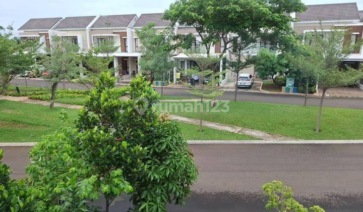 Rumah 2 Lantai Hadap Taman.cluster Burgundy Summarecon Bekasi 2