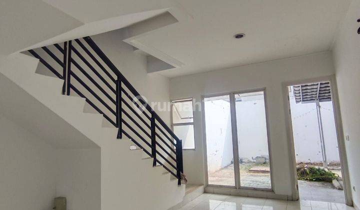 Sewa Rumah 2 Lantai, 2 Kt, Cluster Acacia, Summarecon Bekasi 2