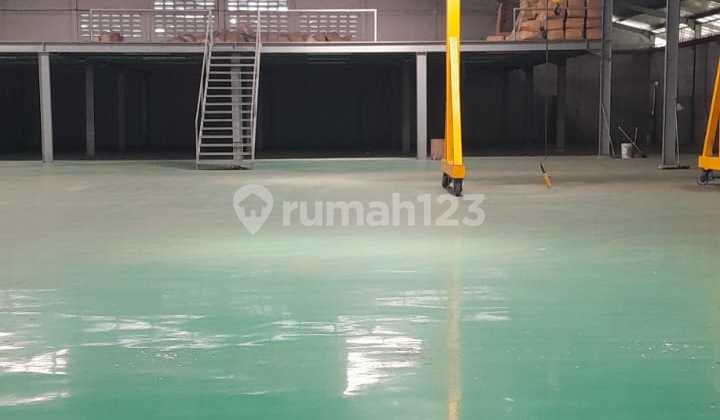 Disewakan Gudang dengan Crane di Tambun Selatan