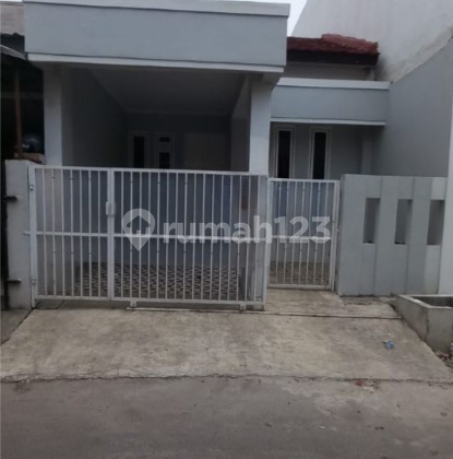 Sewa Rumah Rapi Siap Huni di Telaga Mas Bekasi