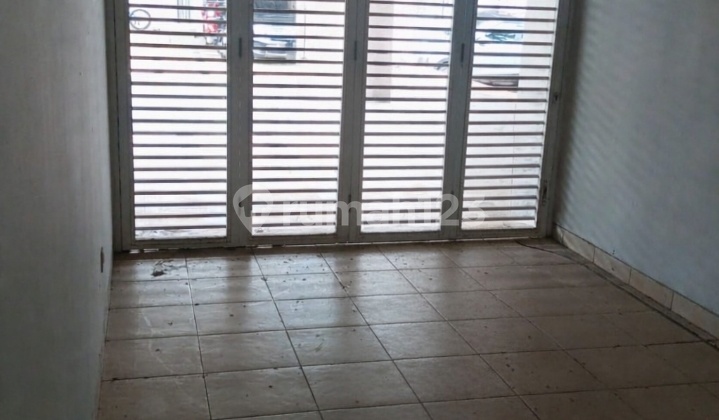 Dijual Rumah Lebar 10 di Summarecon Bekasi Carport 2 Mobil 2