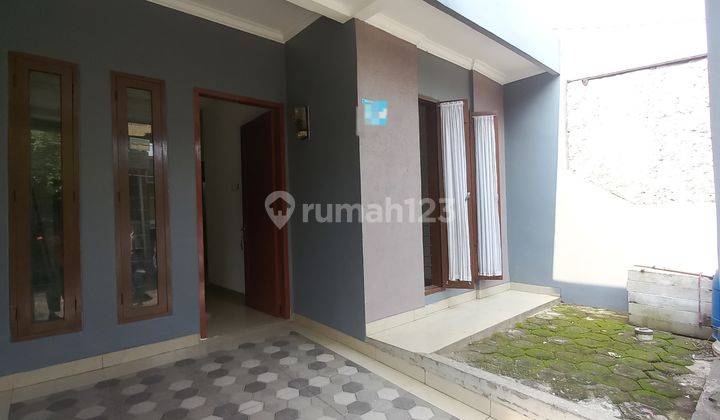 Sewa Rumah Rapi Dekat Stasiun Bekasi Di Telaga Mas, Bekasi Utara 2