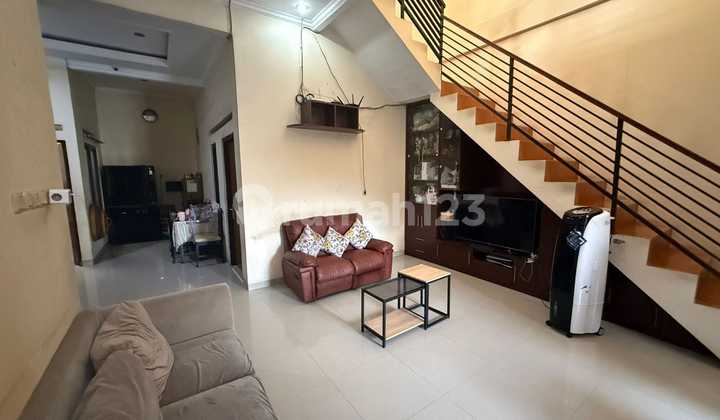 Rumah 2 Lantai Di Bintang Metropole Dekat Mushola