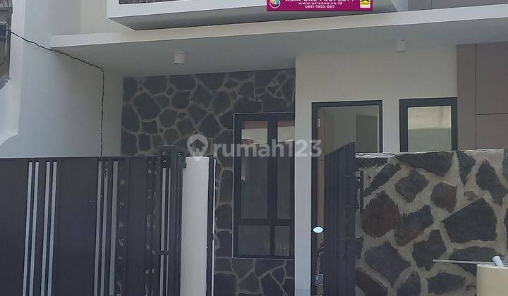 Rumah Baru 2 Lantai Duta Harapan Dekat Summarecon, Bekasi 1