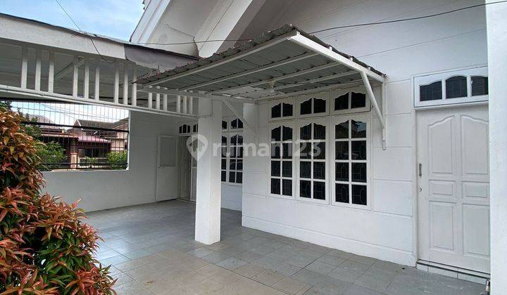 Rumah 4 Kamar Lokasi Jl Karya Wisata Johor 2