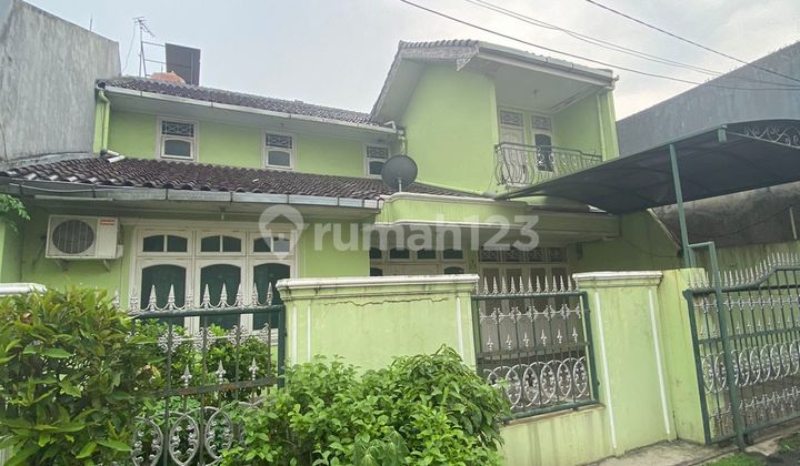 Rumah 2 Lantai Bagus Murah Luas di Komplek Duren Sawit Jakarta Timur Rumah 2 Lantai Bagus Murah Luas di Komplek Duren Sawit Jakarta Timur