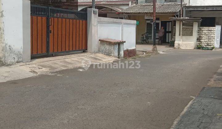 Rumah Clasik Murah Hoek di Komplek Raya Hankam Jatiwarna Pondok Melati 2