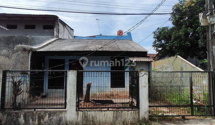 Rumah Clasik Murah Tanah Luas di Komplek Mandosi Permai Jatiluhur Jati Asih 2