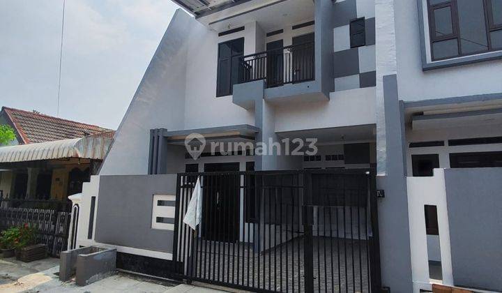 Rumah Baru American Style Murah di Mekarsari Bekasi Timur Dkt Krl 2