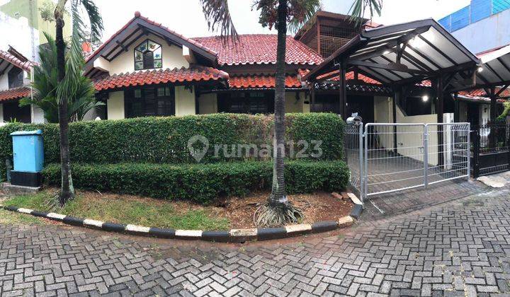 Rumah Clasik Murah Tanah Luas di Taman Alfa Indah Kembangan Jakarta Barat 2