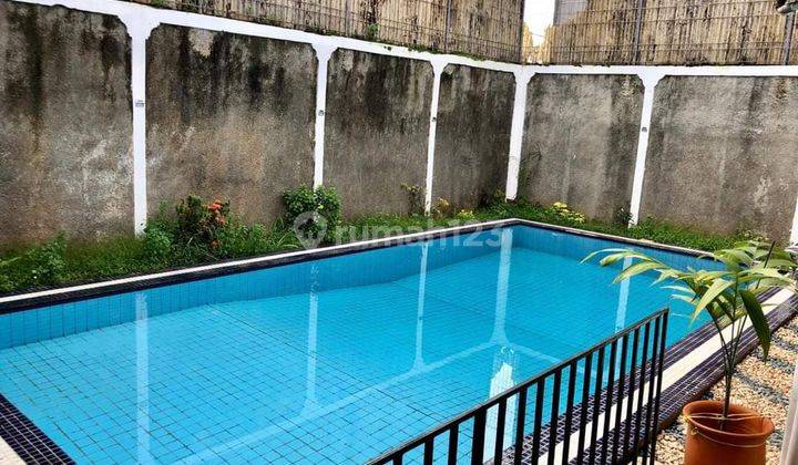 Rumah Clasik Asri Privat Pool Bawah Njop di Ampera Kemang Jakarta Sel 1