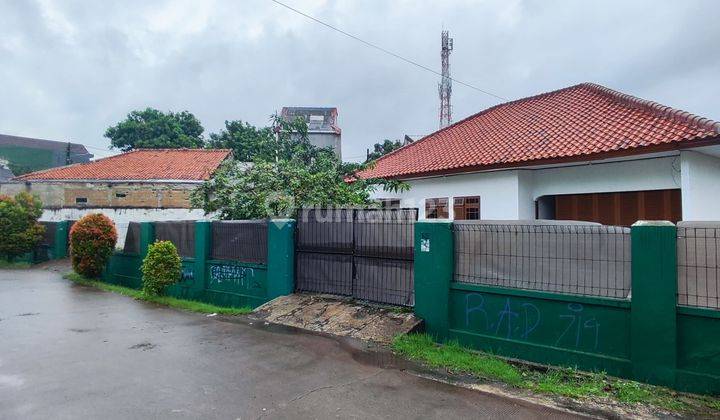 Rumah Clasik Mewah di Jatiwaringin Asri Pondokgede, Tanah Luas Murah 1