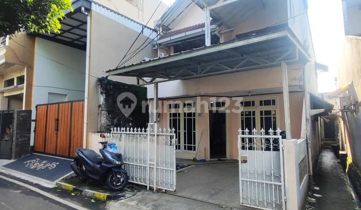 Affordable 2-Story Ready-to-Occupy House in Paspampres Complex, Kramat Jati, East Jakarta