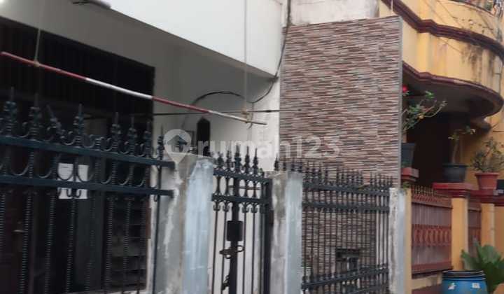 Cheap 2-Story 9-Room Boarding House in Perumnas Klender, Duren Sawit, East Jakarta