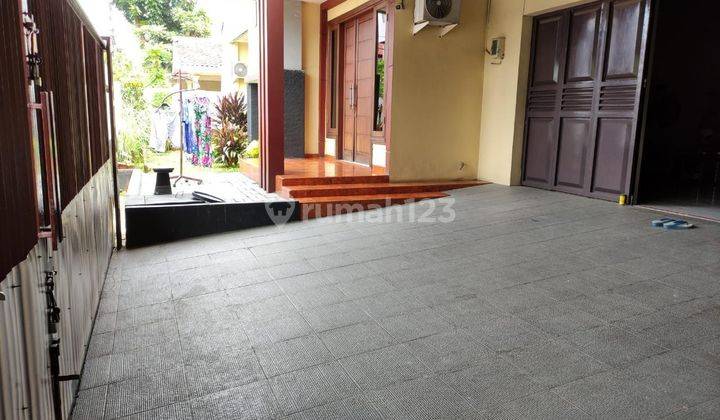 Rumah 2Lantai Mewah Murah Semi Furnish di Jatiwaringin Asri Pondokgede 2