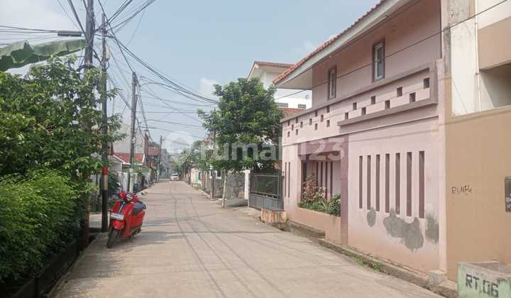 Nice Spacious 2-Story Flood-Free Cheapest House in Jatibening Pondokgede 2