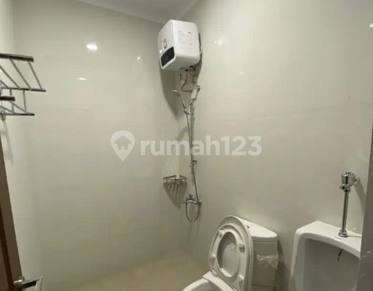 Rumah 3 Lantai Baru Semi Furnish Murah di Tebet Timur Jakarta Sel 2