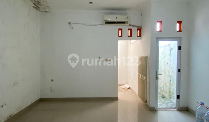 Rumah 2 Lantai Bagus Pojok Murah di Cluster Condet Pasar Rebo Jakarta Timur 2