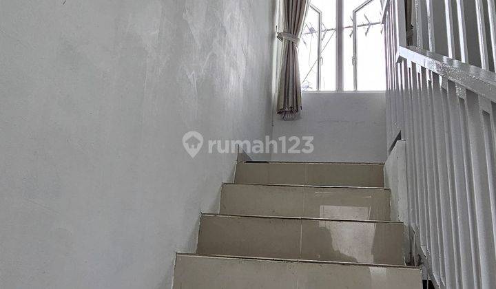 Rumah 2 Lantai Bagus Furnished Termurah di Cipedak Jakarta Selatn 2