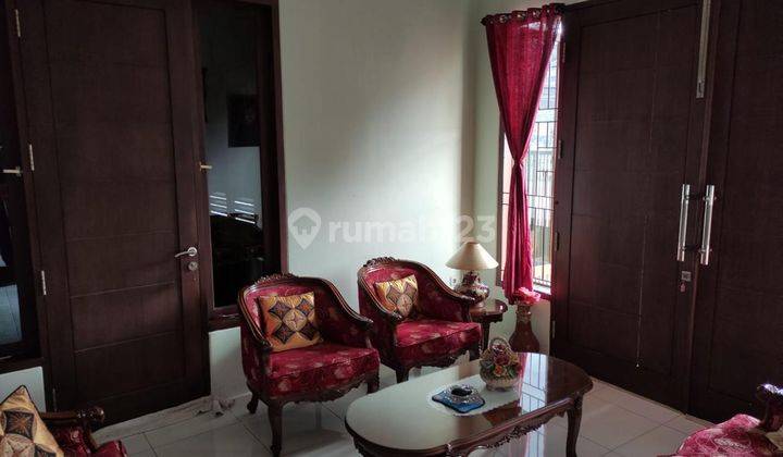 Rumah 2Lantai Mewah Murah Semi Furnish di Jatiwaringin Asri Pondokgede 2