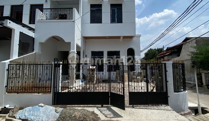 2-Story New House Ready to Live in Jatiwaringin, Pondokgede, Bekasi