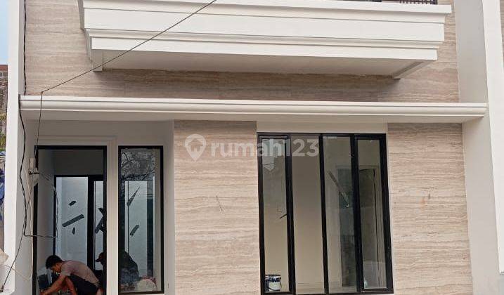 Rumah 2 Lantai Baru American Modern Murah di Jatiwaringin Pondokgede 2