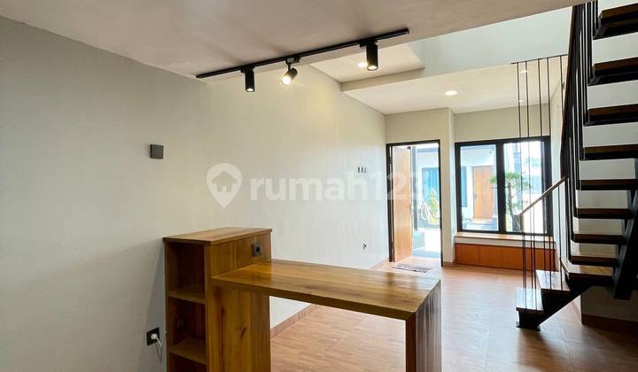 Rumah 1,5 Lantai Baru Desain Jepang Murah di Bojong Sari Kota Depok 2