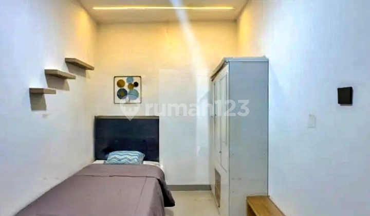 Kost 3 Lantai 23 Kamar Omset 62,5 juta di Cikini Menteng Jakarta Pusat