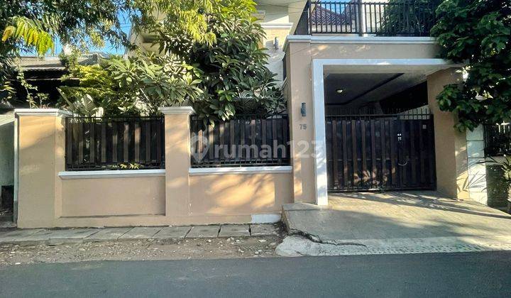 Rumah Clasik Mewah di Guntur Setiabudi Jakarta Sel, Semi Furnish 1