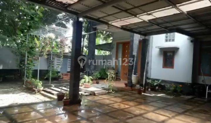 Rumah 2 Lantai Swimming Pool Semi Furnished di Lebak Bulus Jakarta Sel 1