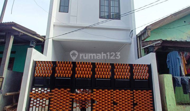 Rumah 2 Lantai Baru Murah di Kp Rambutan Ciracas dkt Tol Pasar Rebo Jakarta Tim 1