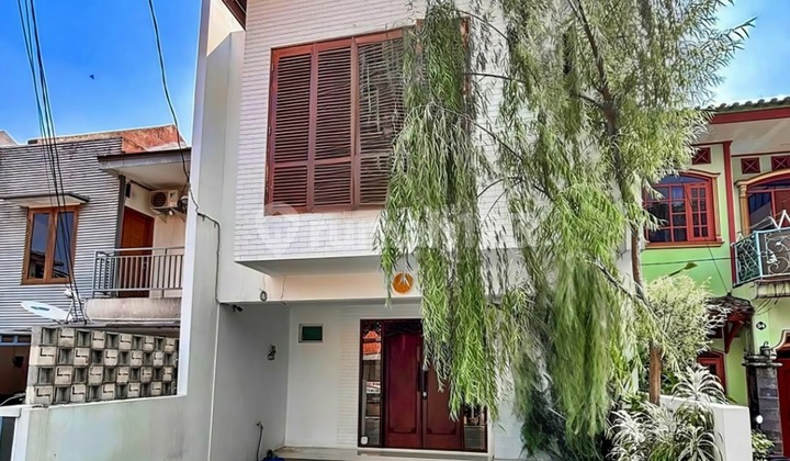 Rumah 2Lantai Baru Murah Semi Furnish di Fatmawati Cilandak Jakarta Sel
