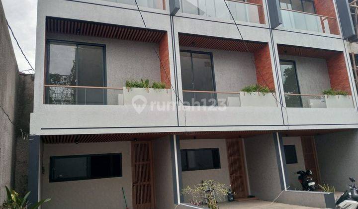 Rumah 3 Lantai Baru Modern Murah di Bangka Kemang Jakarta Selatan 2