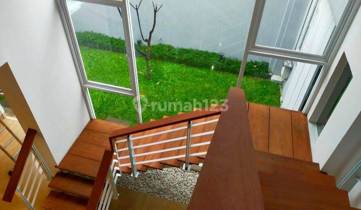 Jual / Sewa Rumah Bagus Setramurni 2 Lantai Swimming Pool 2