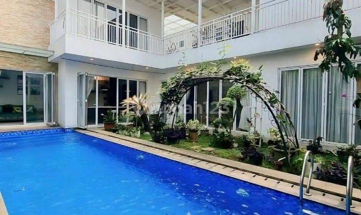 Di jual rumah cantik cirendeu dengan kolam renang 1