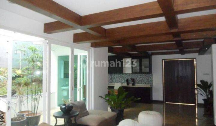 Di jual rumah cantik bintaro dekat lotte mall 2