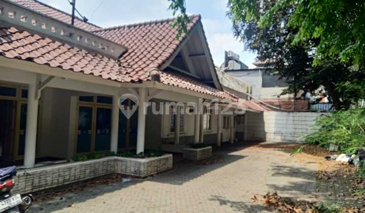 For Rent House Suitable for Office or Cafe in Cilandak