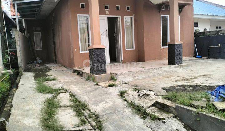 Rumah Luas Dekat Villa Bintaro Akses Strategis 