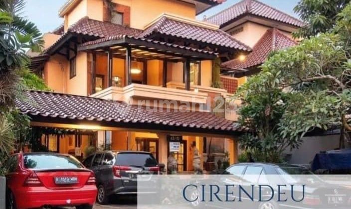 Rumah Cantik Bali View Selangkah Kelebak Bulus