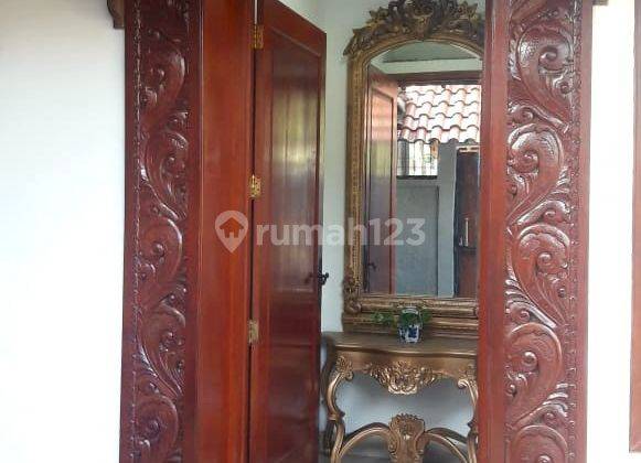 Sisewakan Rumah Nyaman Dalam Komplek Senayan 2