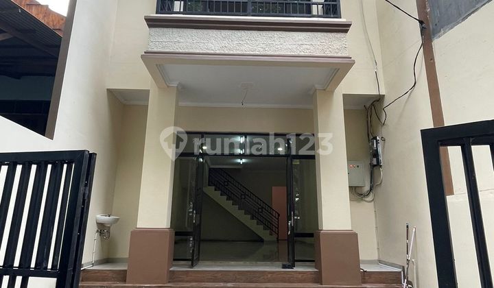 For Sale: Strategic Two-Story Lucky Shop House For Sale: Strategic Two-Story Lucky Shop House