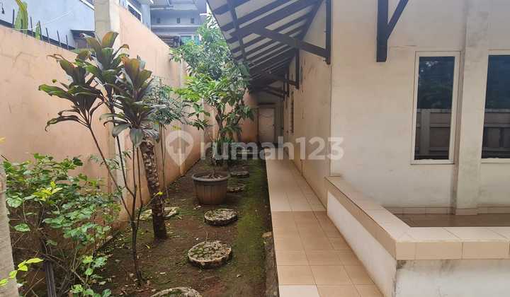 Di Jual Rumah Hitung Tanah Dekat Mrt Farmawati