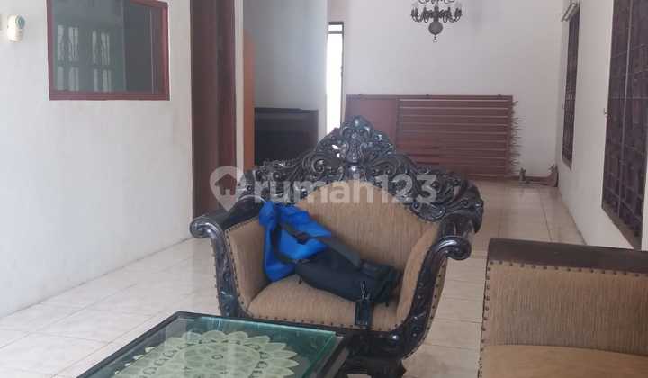 Disewakan Rumah Luas Cocok Untuk Kantor 2