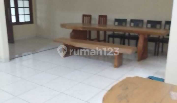 Disewakan Rumah Cocok Kantor Dekat Stasiun Pondok Ranji 2