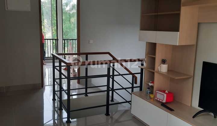 Disewakan Rumah Cantiki Komplek Premier Estate 3 Cibubur 2