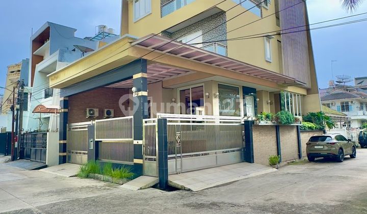 Flash Sale! Rumah Baru di Sunter! Nego! Hoek!