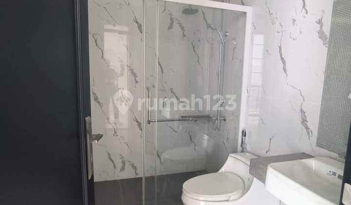 Corner Position. Lot 2 Pasir Putih Villa House 13X20 Brand New